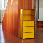 USM Haller shelving (Q118)
